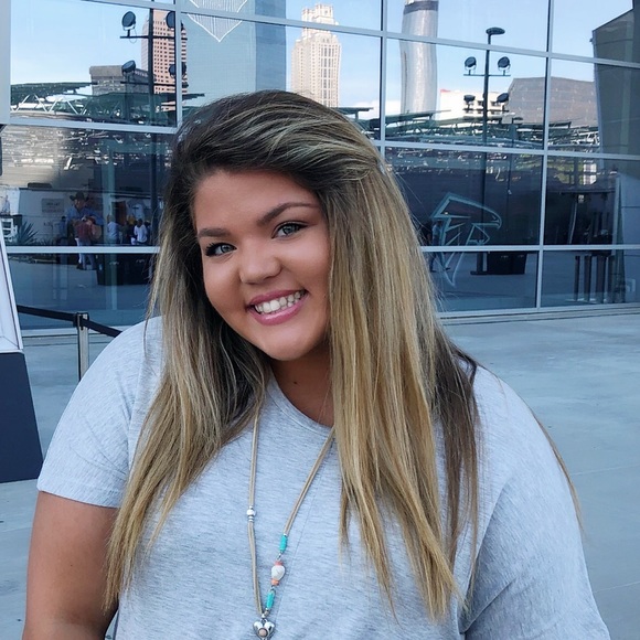 Meet the Posher Other - Meet your Posher, Shelby